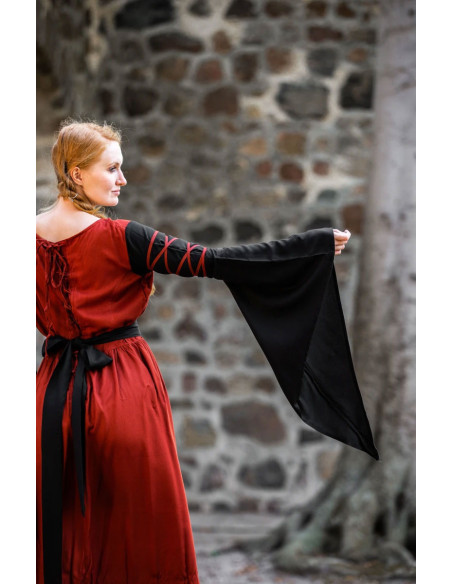 Dorell model red-black medieval dress