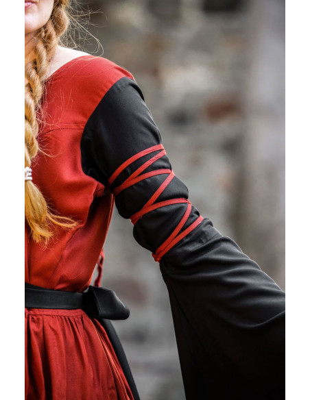 Dorell model red-black medieval dress