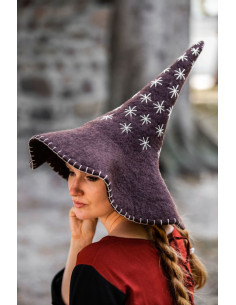 Star model witch hat, brown color