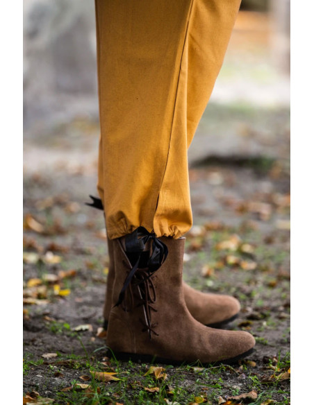 Vincent pirate pants, honey brown color