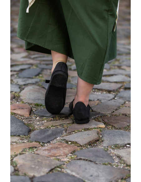 Black medieval shoes for ladies, Rieke