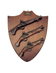 Panoply 3 flintlock pistols with table (57x47 cm.)