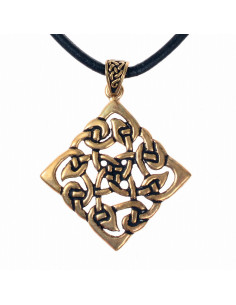 Celtic rhombus pendant type Charm Karo, in bronze
