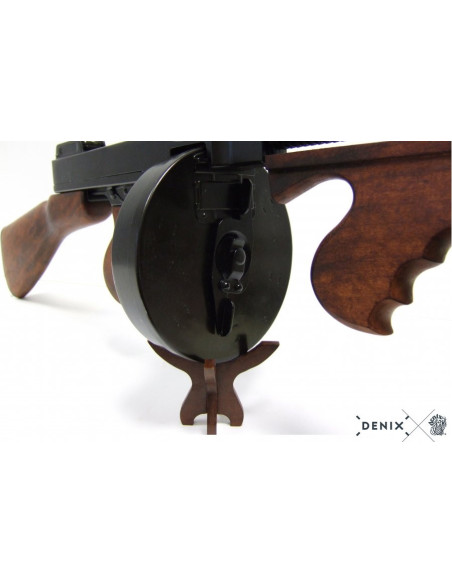 Desktop support to place a gun (11 cm.) Desktop support to place a gun (11 cm.)