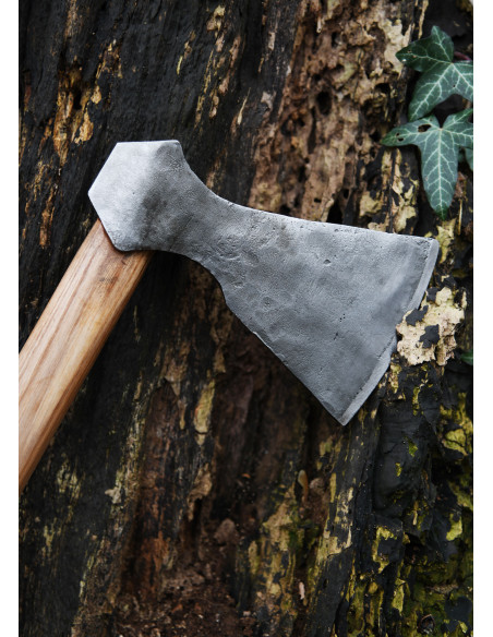 Viking ax with hand forged steel, type F