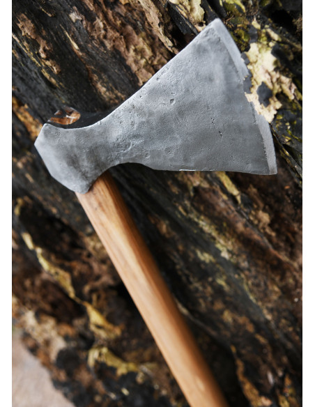 Viking ax with hand forged steel, type F