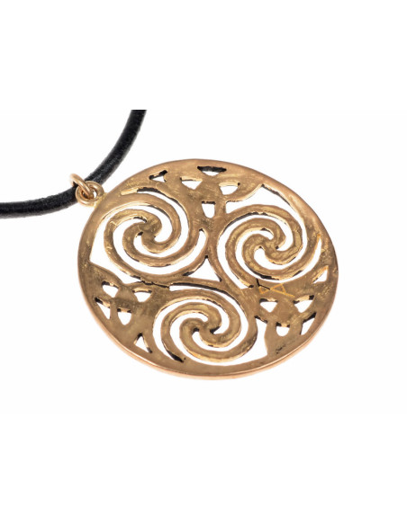 Celtic Trinity Amulet Pendant
