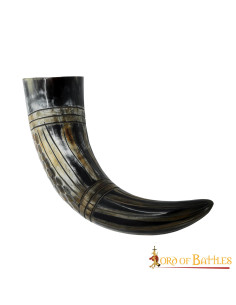 Viking and Medieval drinking horn (500-600 ml.) 2