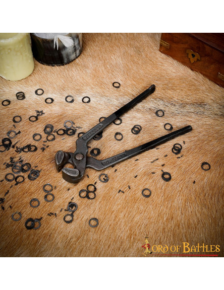 9mm chainmail ring pliers.