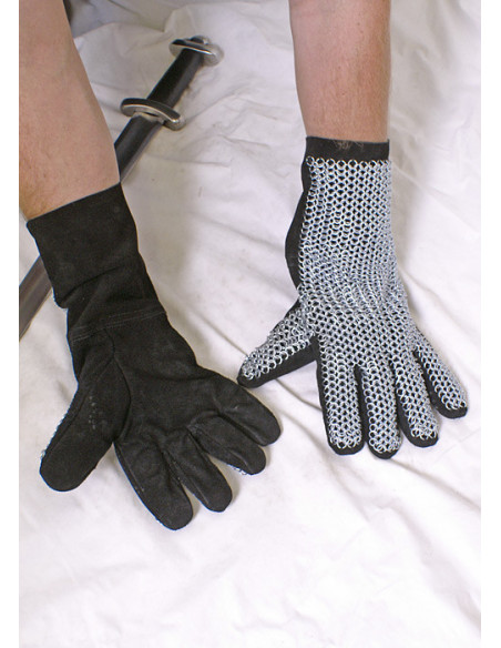 Leather gloves with chain mail, 6 mm.