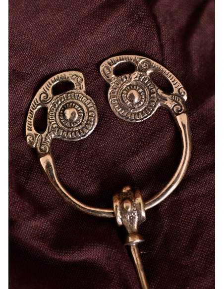 Viking brooch type Gldsborough...