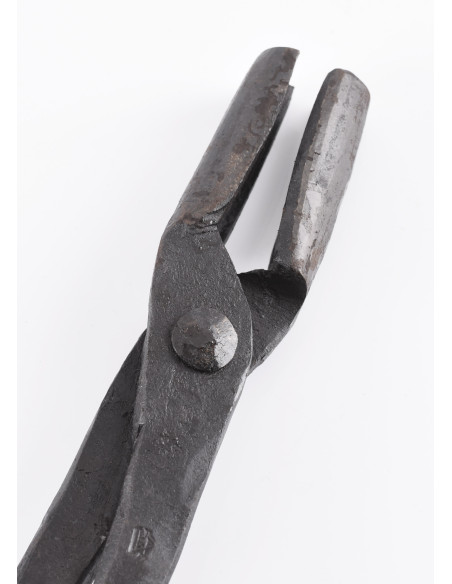 Hand forged round jaw pliers (50 cm.) Hand forged round jaw pliers (50 cm.)