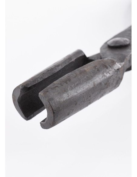 Hand forged round jaw pliers (50 cm.) Hand forged round jaw pliers (50 cm.)