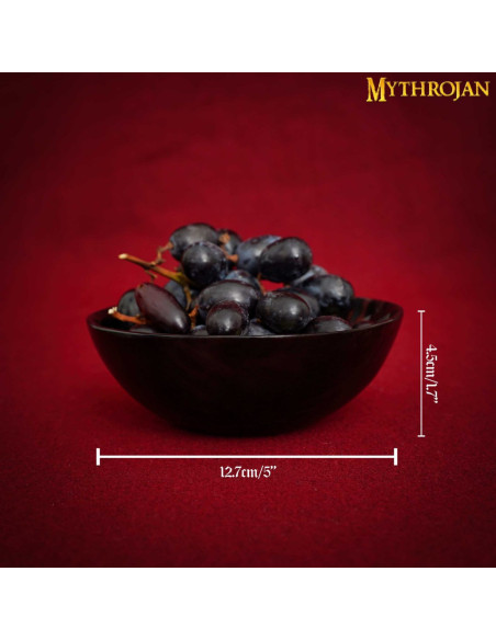 Medieval bowl in Ox horn (4.5x12.7 cm.)