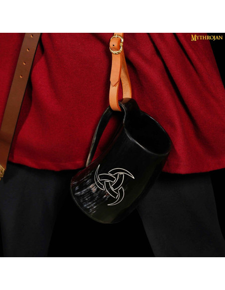 Celtic knots jug in horn horn with...