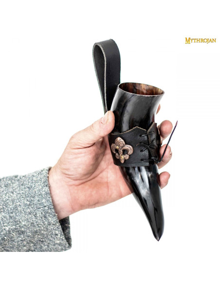 Medieval Knight of the Kingdom Horn...