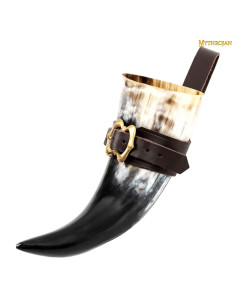 Medieval Horn The Loyal Soldier with baldric (600 ml.) 2
