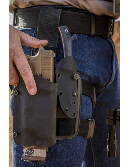 Muela Terrier tactical knife with...