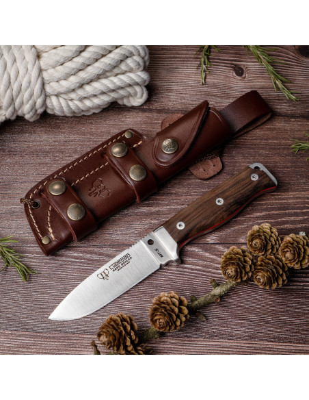 Cudeman MT-5 knife with walnut handle