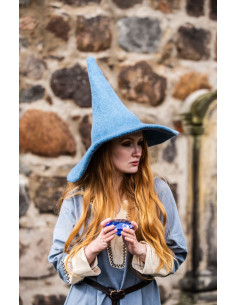 Agata model witch hat, light blue 2