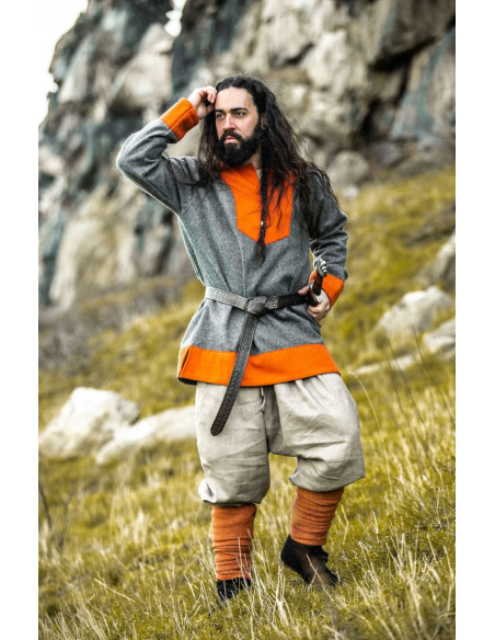 Roland model wool Viking tunic, gray