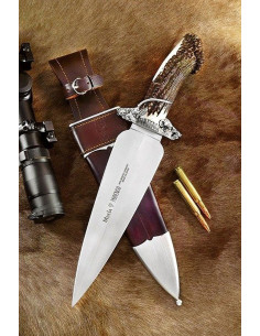 Muela de Caza and Remate Podenco Knife