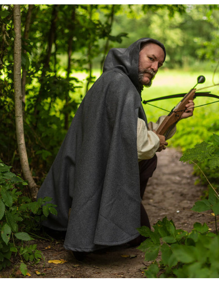 Renaissance woolen cape, Raven model,...