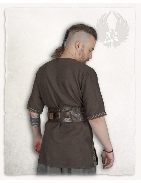 Medieval tunic herringbone pattern...