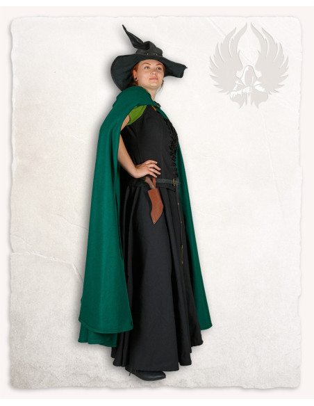 Gora model green wool medieval cape