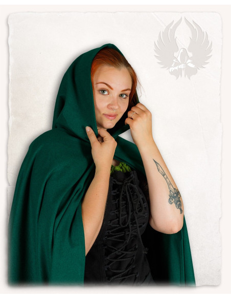 Gora model green wool medieval cape