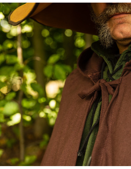 Medieval brown cotton cloak model Harun