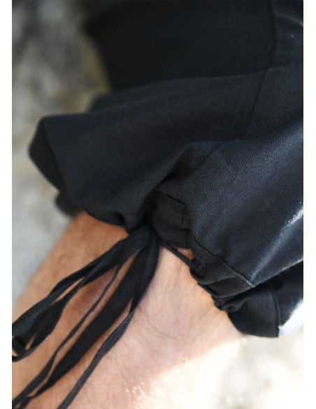 Capri pants with laces Jonte model,... Capri pants with laces Jonte model,...