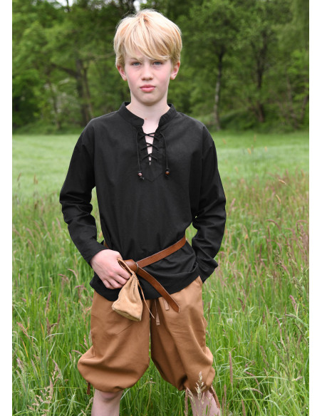 Jonte model lace-up capri pants for... Jonte model lace-up capri pants for...