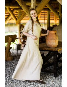 Medieval dress model Melisande, hemp color 2