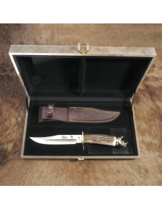 Muela knives Africa series 2