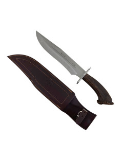 Magnum-Alcaraz knives with stag horn handle