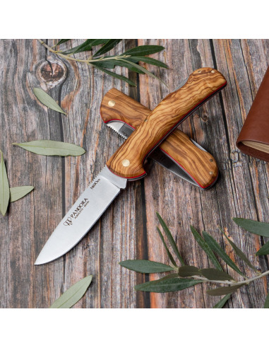 Pandora hunting knife, satin natural olive handle