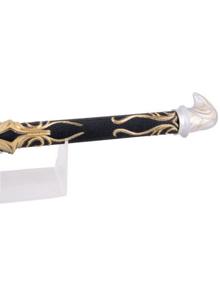 Lance NOT official Assassin's Creed,...