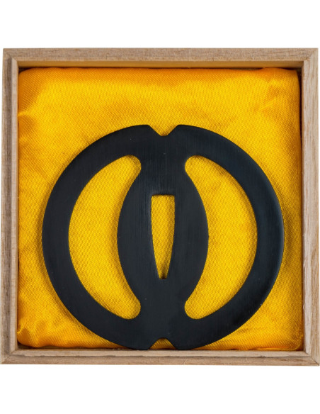 Tsuba John Lee Musashi with wooden box