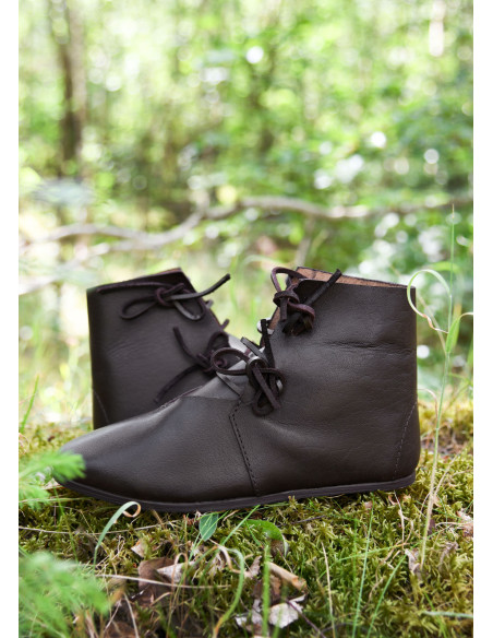 Medieval ankle boots with laces,...