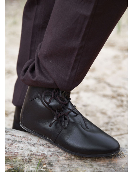 Medieval ankle boots with laces,...