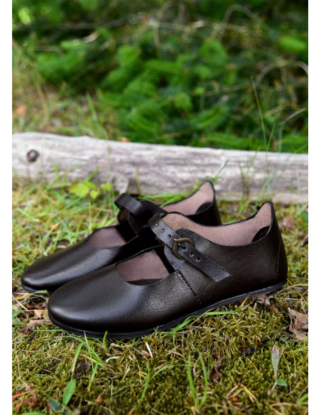 Medieval women's shoe Latchet, brown...