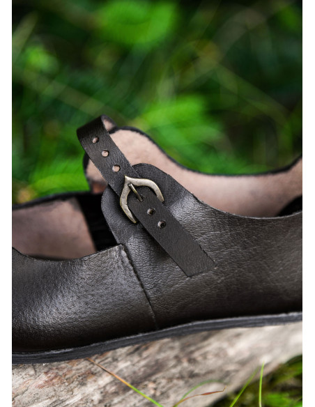 Medieval women's shoe Latchet, brown...