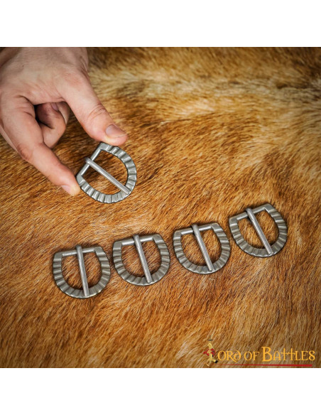 Set of 5 small medieval belt buckles Set of 5 small medieval belt buckles