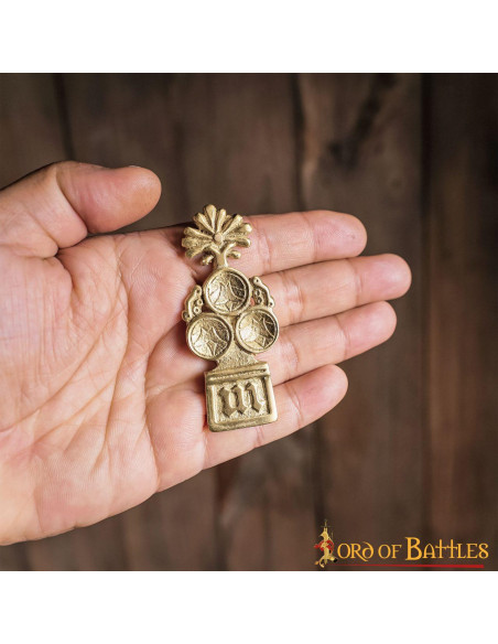 Decorative medieval shamrock for belts