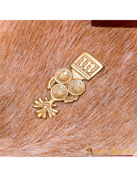 Decorative medieval shamrock for belts