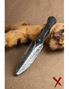 Rangers throwing knife for LARP