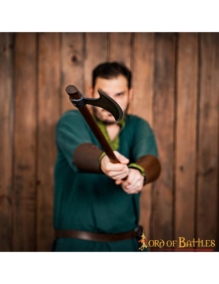 Long Viking ax with carbon steel head