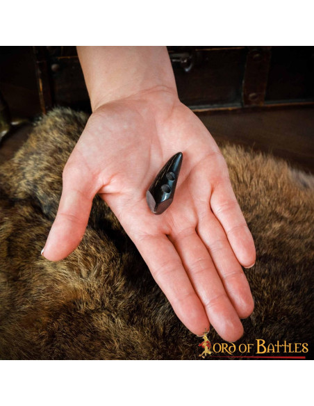 Set of 5 horn clasps with 2 holes for...