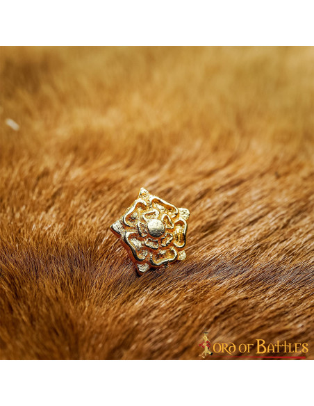 Set of 5 medieval tudor roses for belt